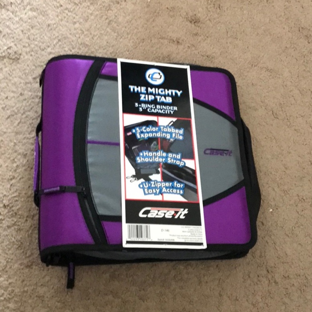 Case It Mighty Zip Tab 3" 3-Ring Zipper Binder, Purple D146